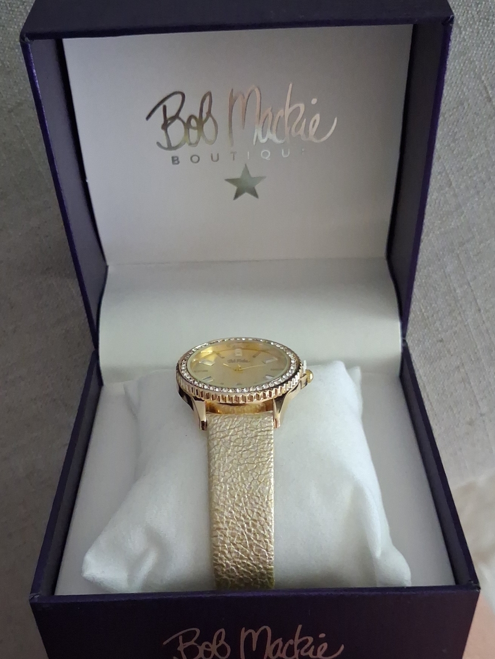 Bob Mackie Gold and White Women's Watch with Crystal Bezel. - Picture 6 of 6